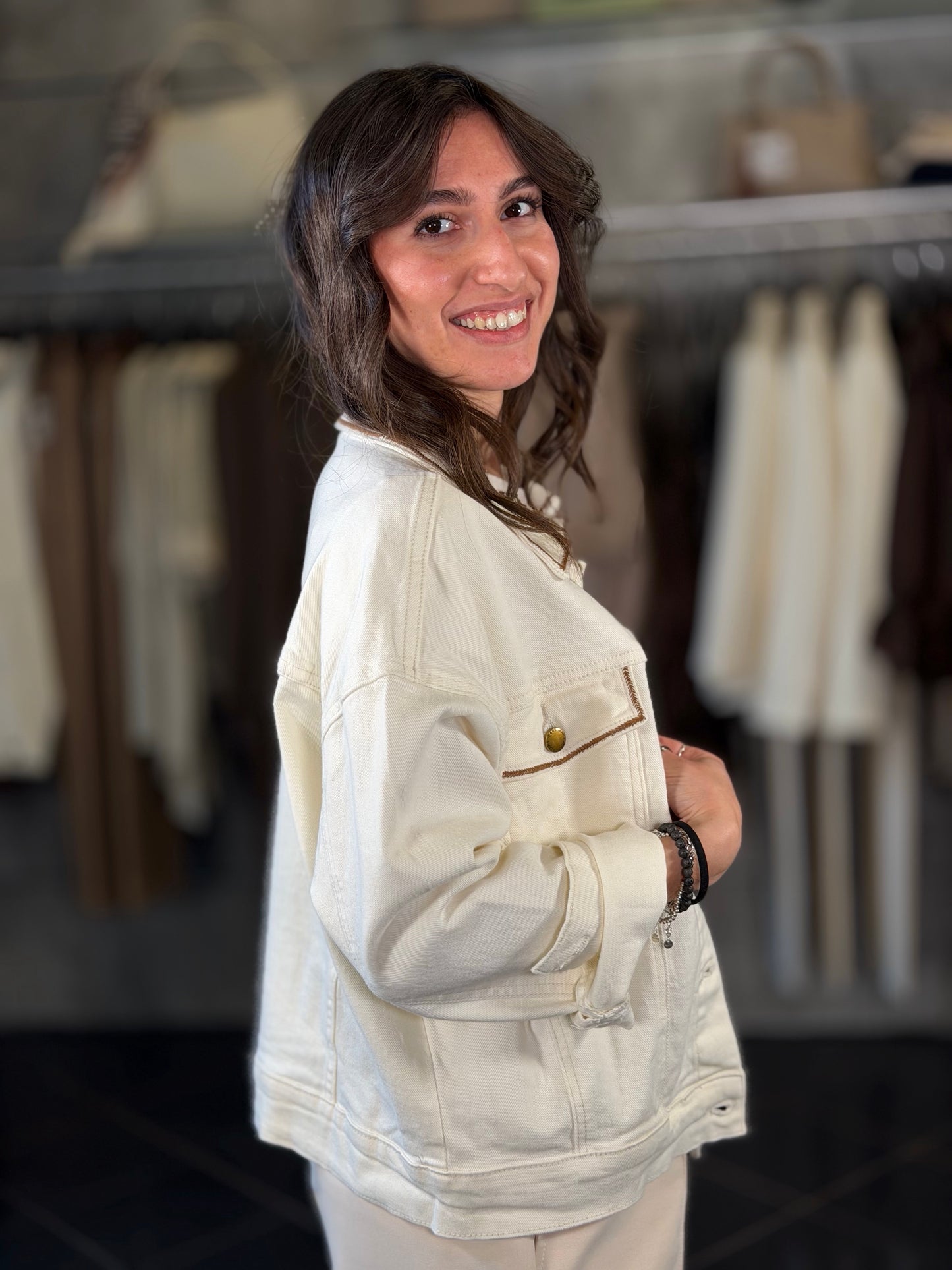 Giubbino in jeans bianco latte 2055