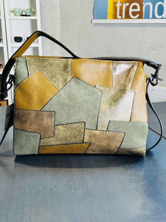 Borsa a cartella in similpelle verde con tracolla all’interno 2392