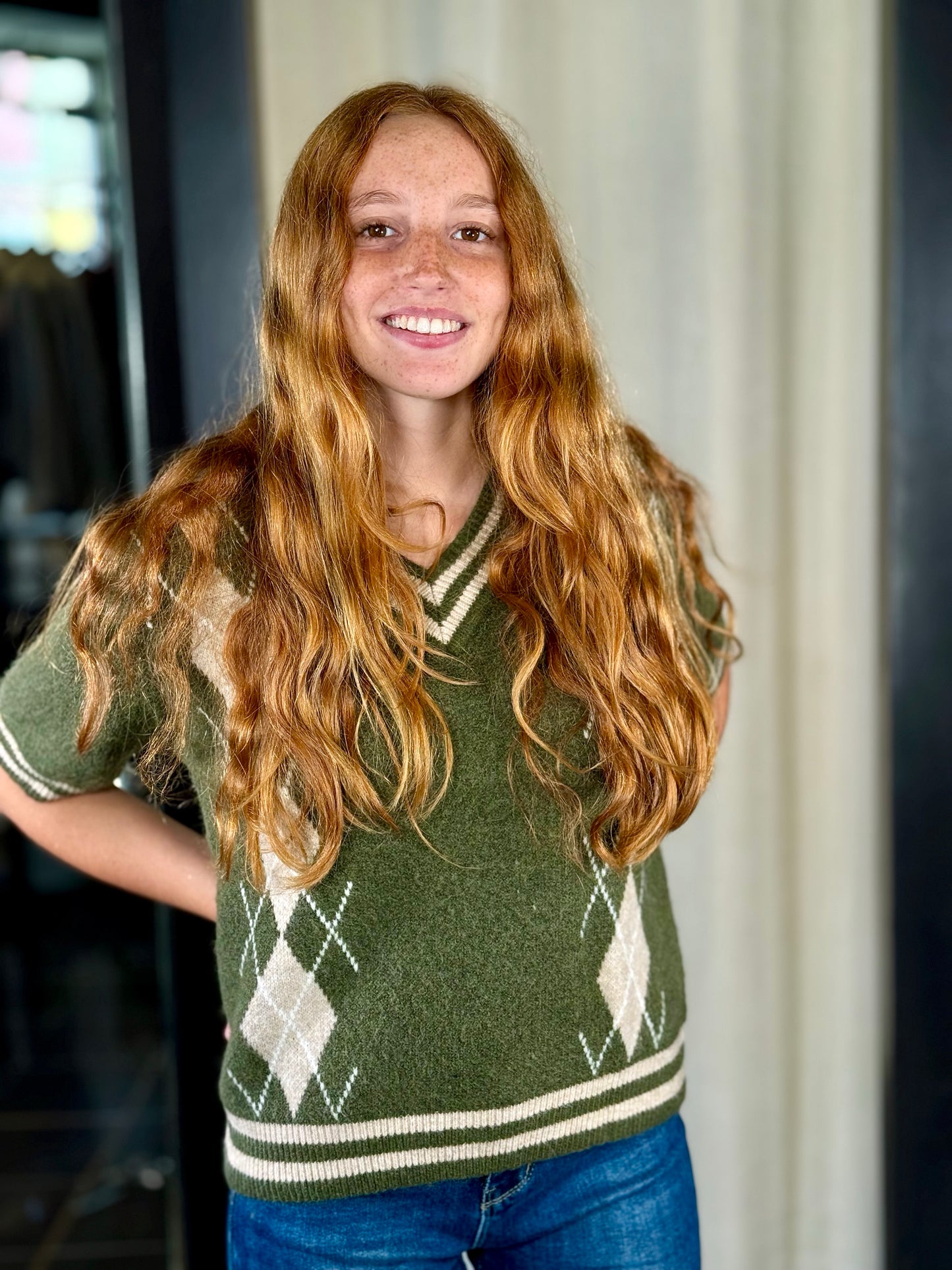 T-shirt in maglia con rombi e scollo a V verde in taglia unica 2271