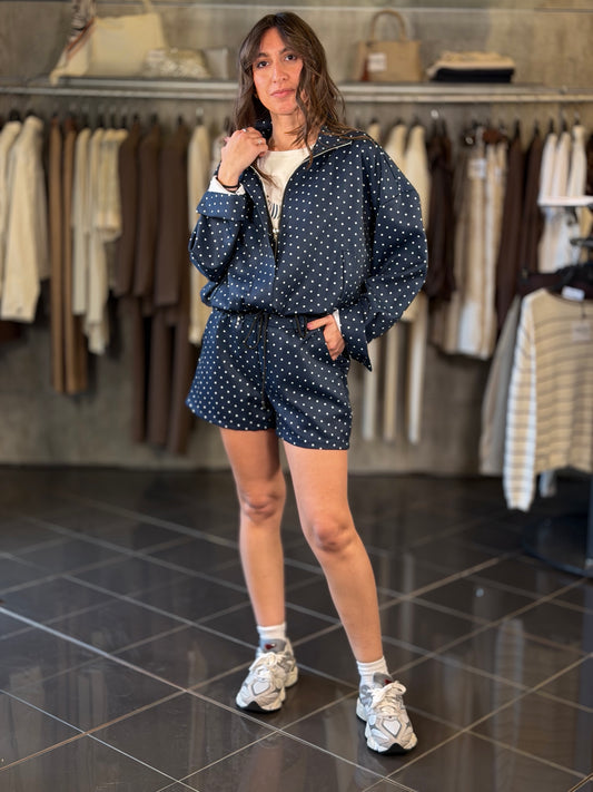 Completo felpa a bomber + shorts blu a pois in taglia unica 2231