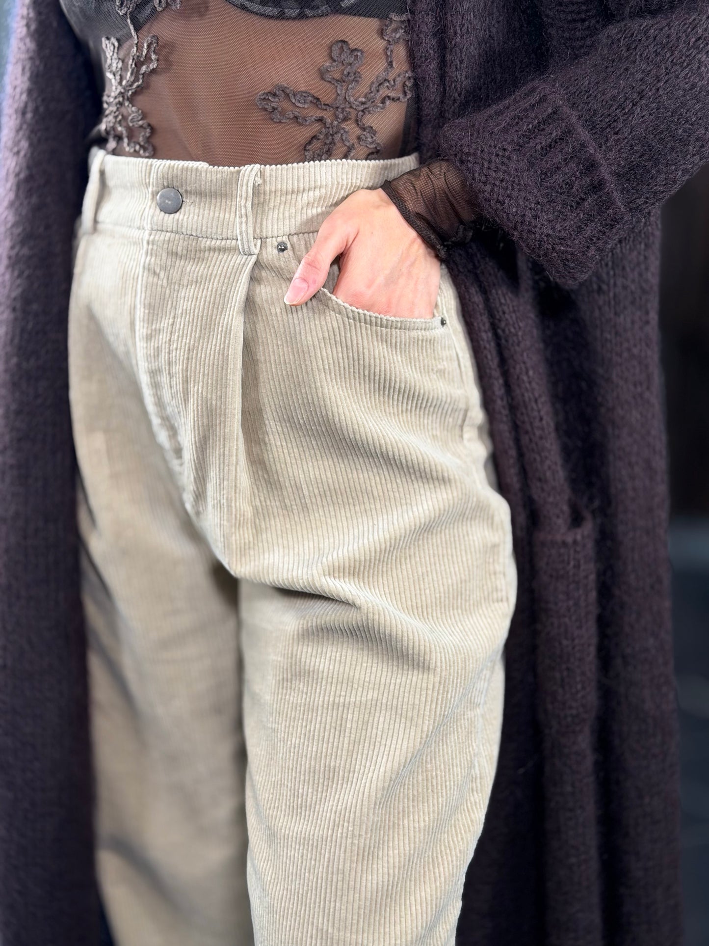 Pantalone in velluto beige 2464