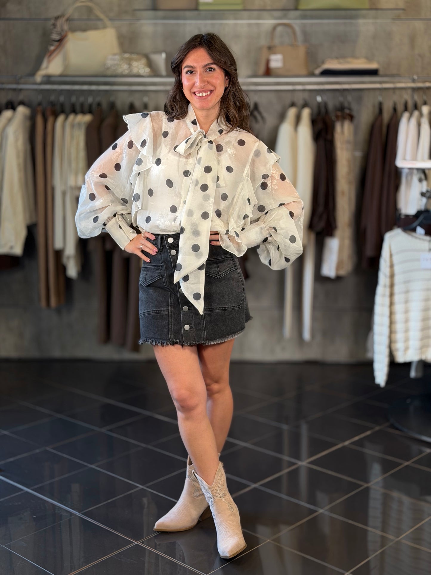 Camicia a pois bianca com fiocco in taglia unica 2244