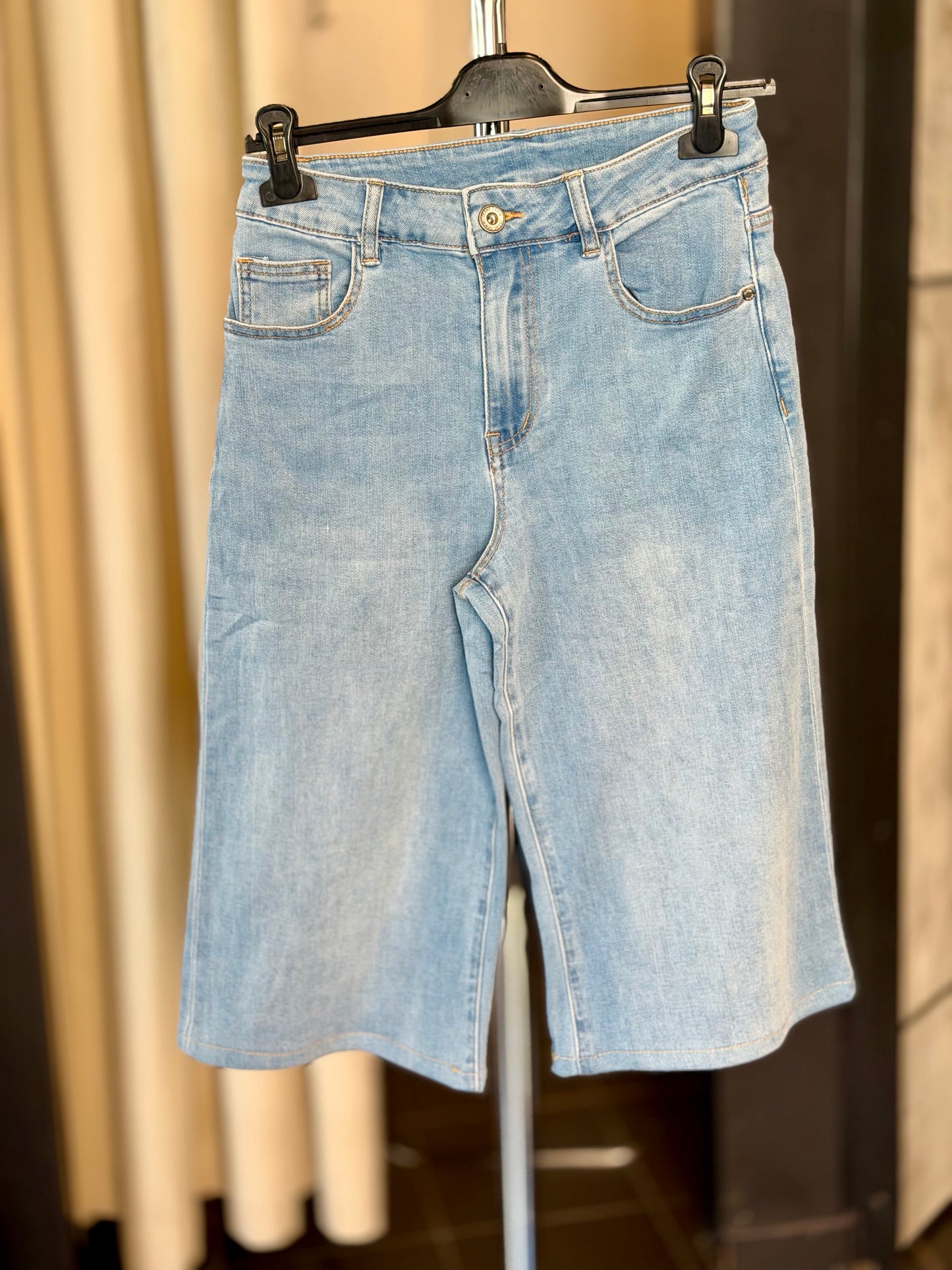 Gauchos in denim 2416