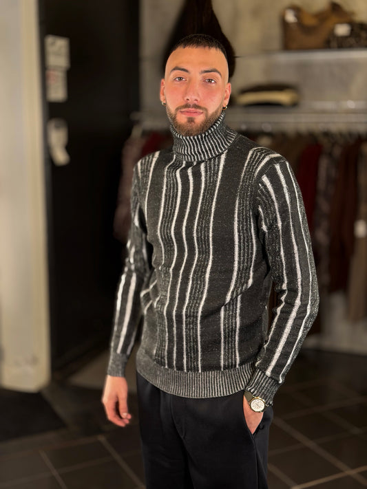 Dolcevita con treccia nero 2504