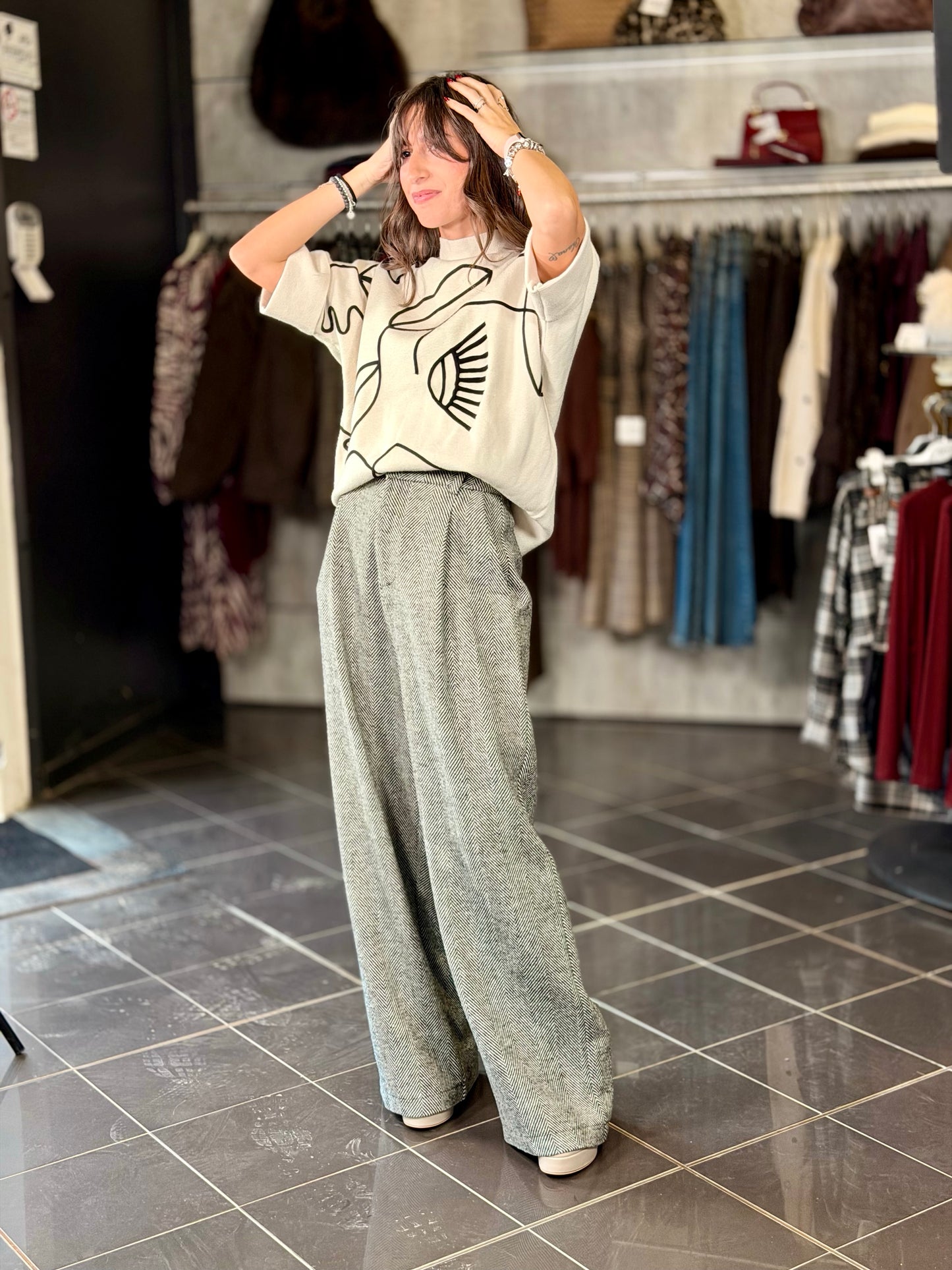 Pantalone a palazzo spigato nero in taglia unica 2236