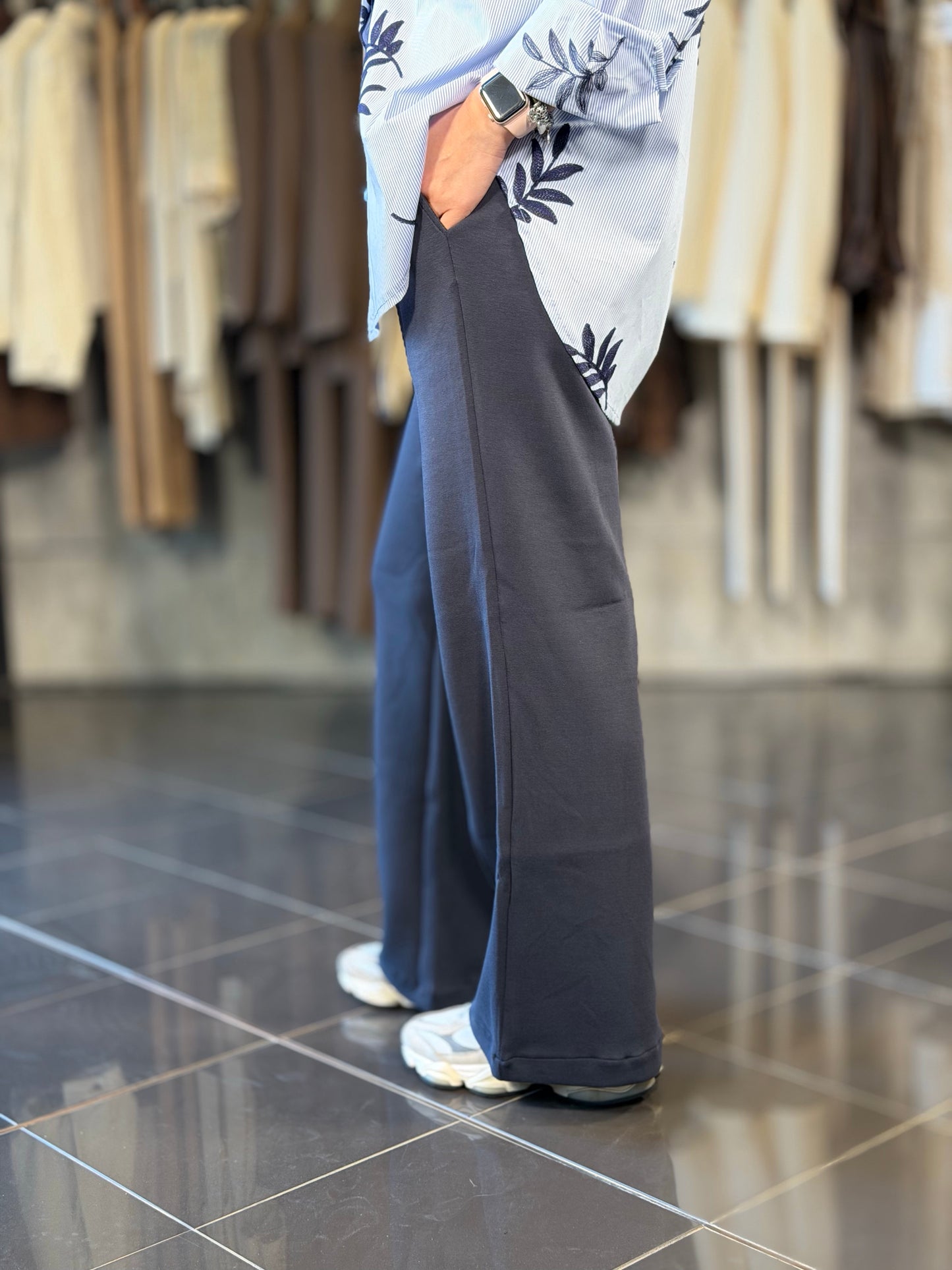 Pantalone tuta blu a palazzo in taglia unica 2168