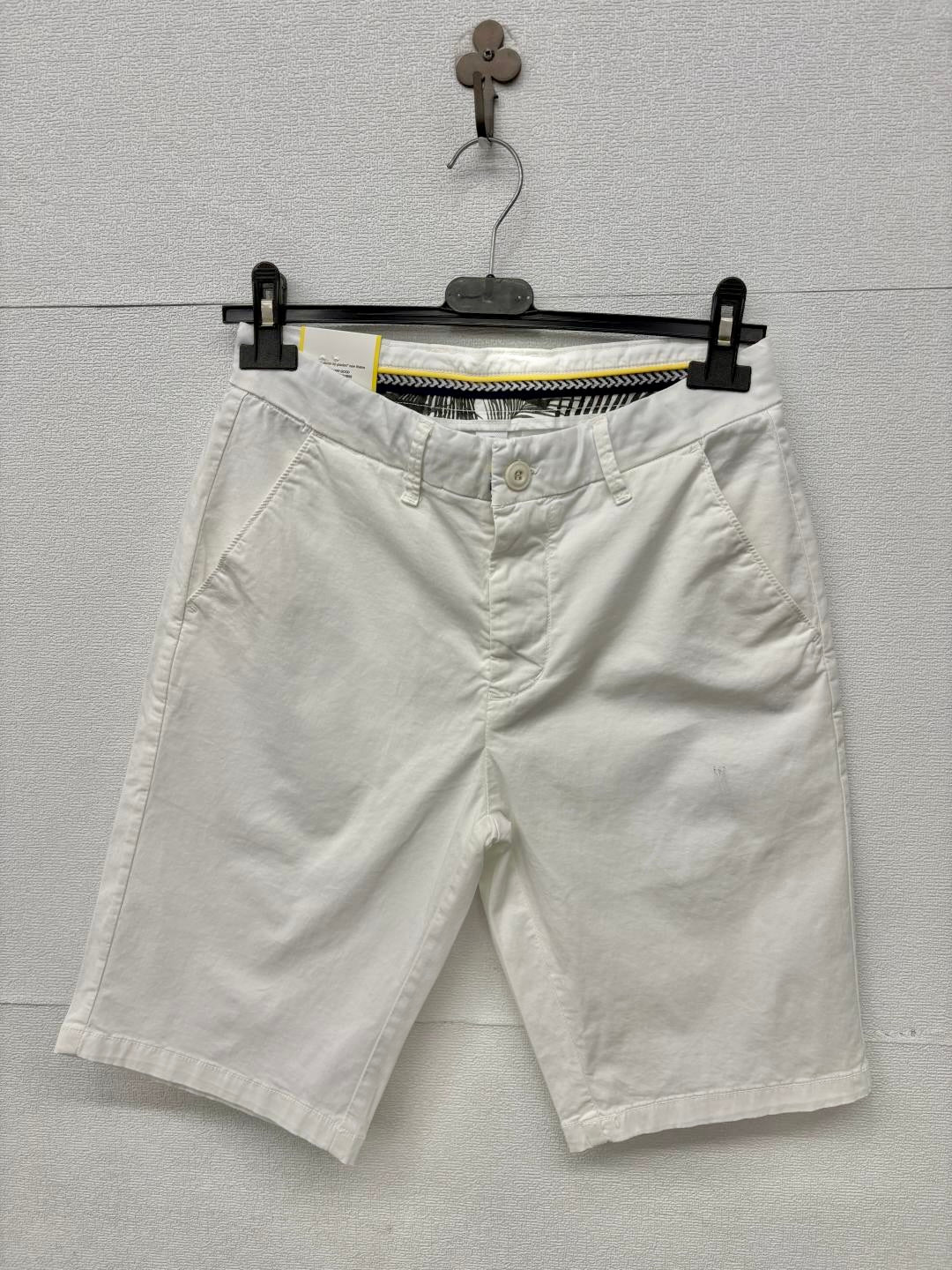Bermuda bianco 2439