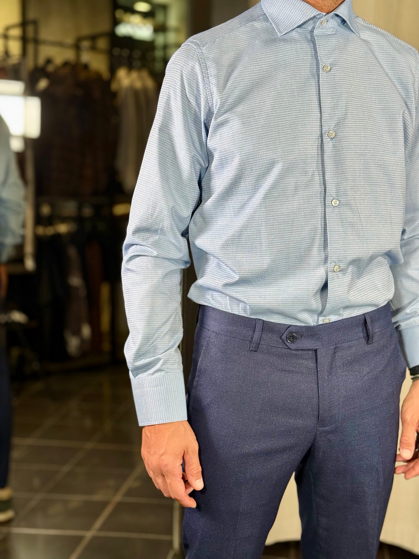 Camicia microfantasia geometrica azzurra 2333