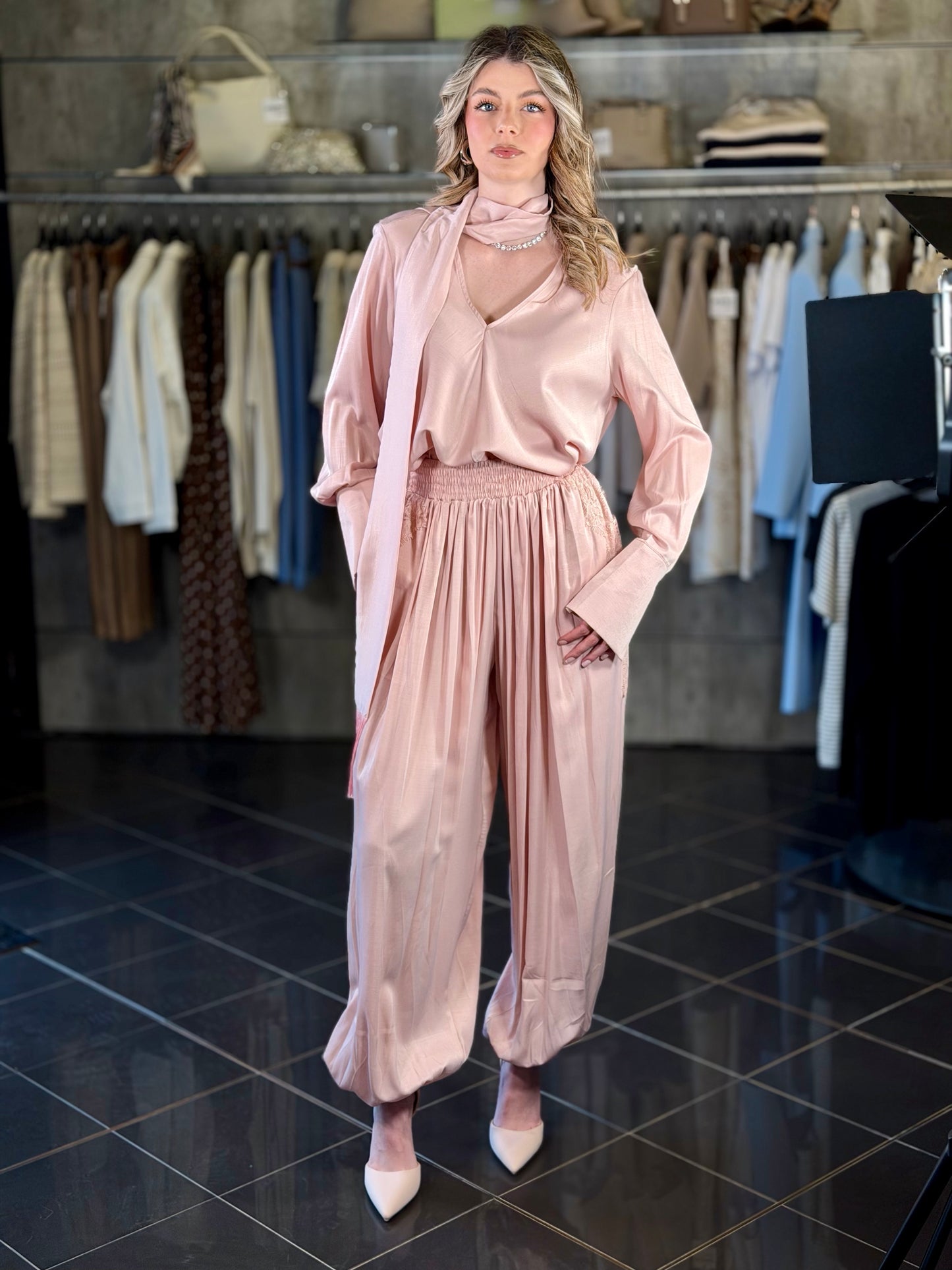 Pantalone a palloncino rosa con elastico in vita rosa in taglia unica 2212
