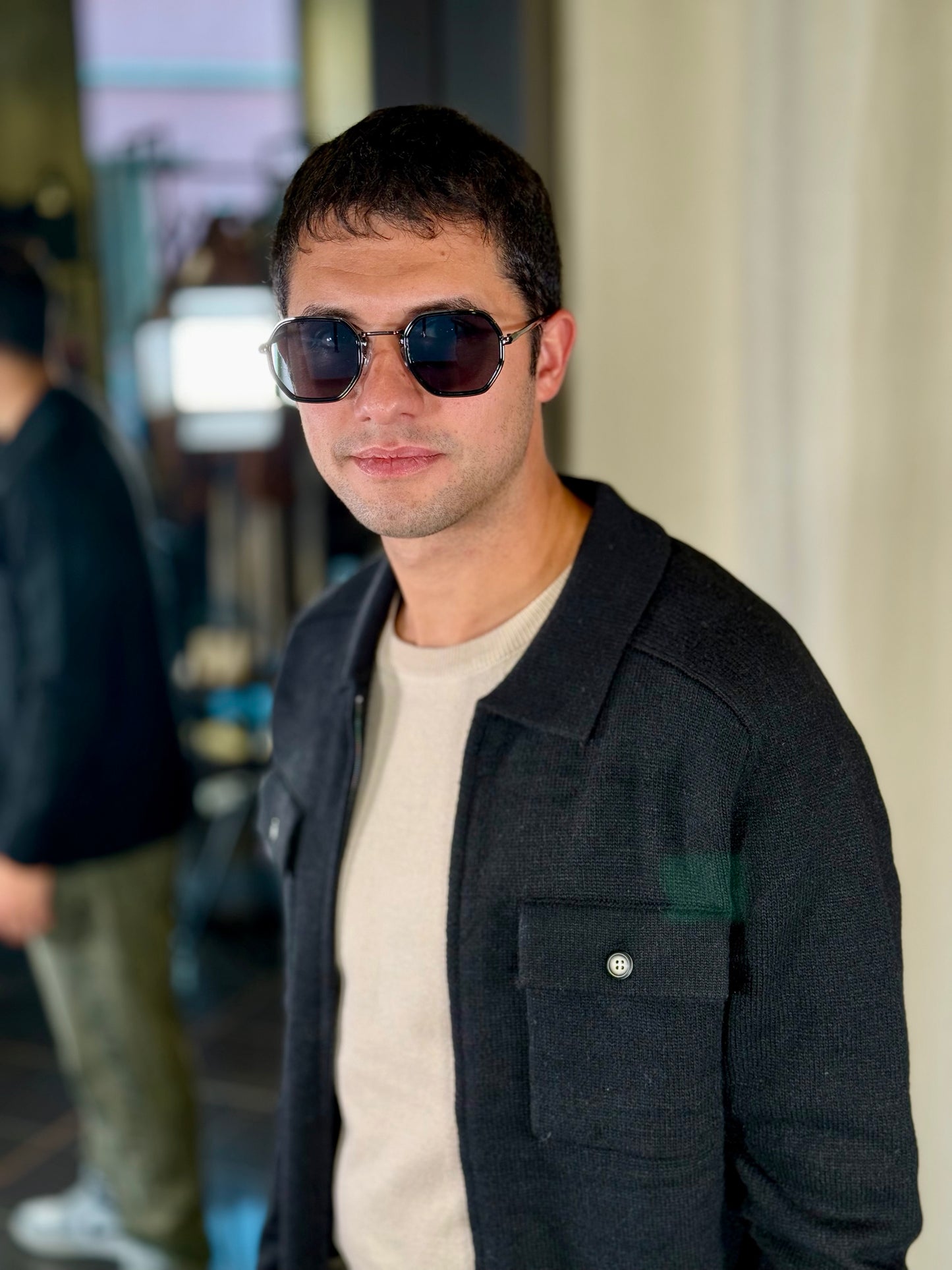 Cardigan con zip e tasche applicate nero 2283