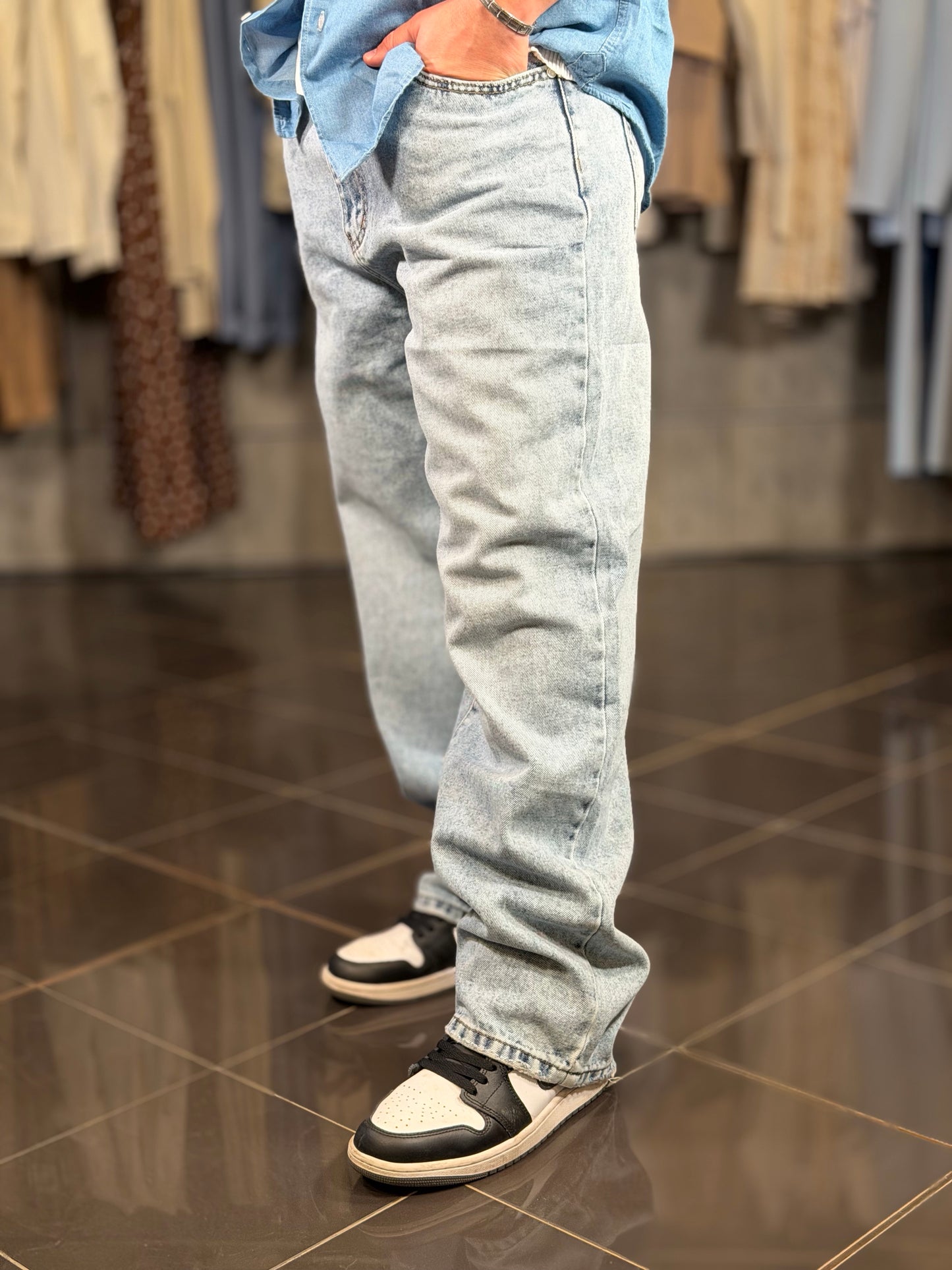 Jeans slavato chiaro baggy 2089