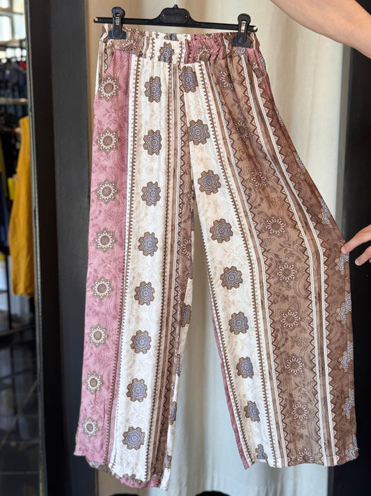 Pantalone in fantasia con elastico in vita in taglia unica 2940