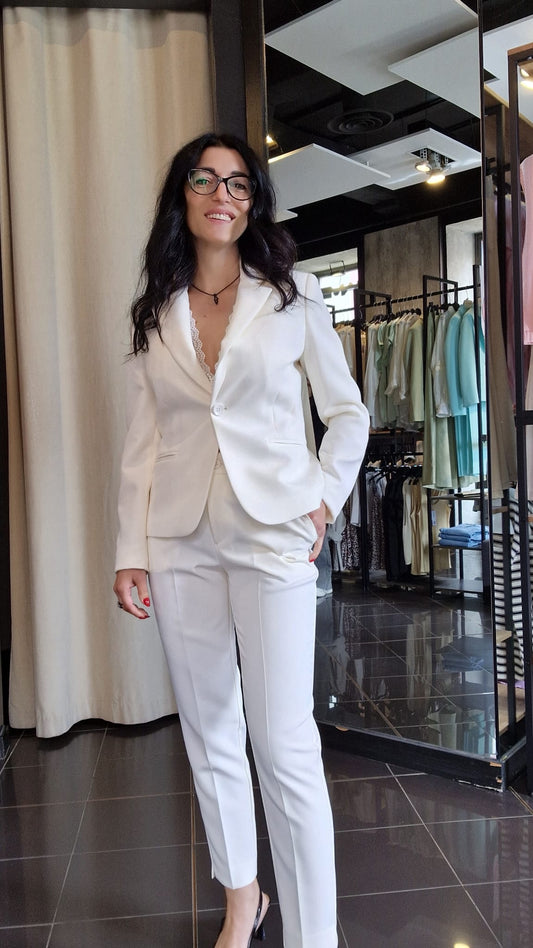 Tailleur (giacca + pantalone) color burro 486