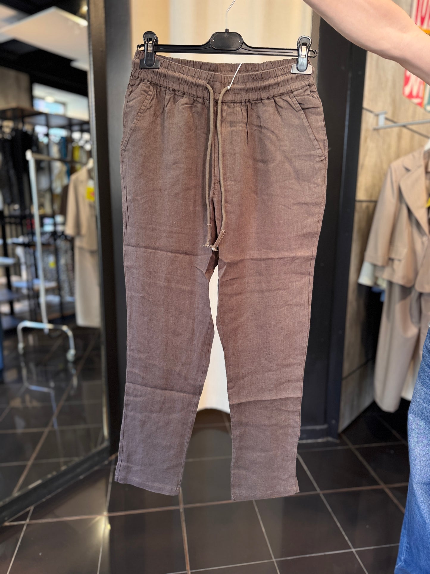 Pantalone in lino con coulisse marrone 2971