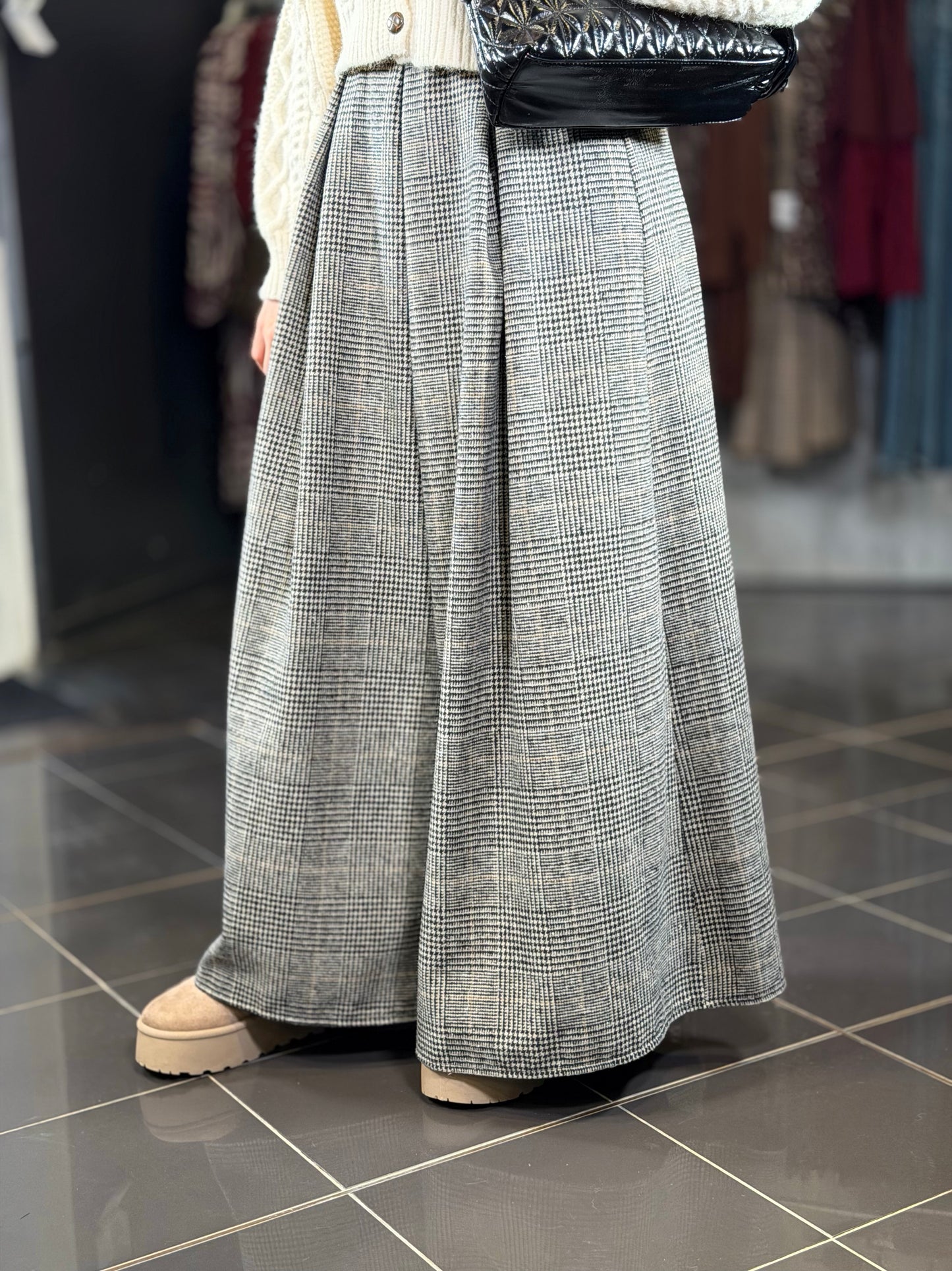 Gonna pantalone scozzese grigia e nera in taglia unica 2433