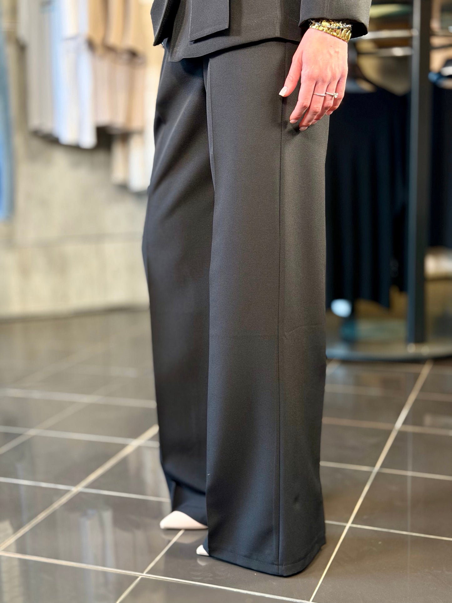 Pantalone nero in taglia unica 2010