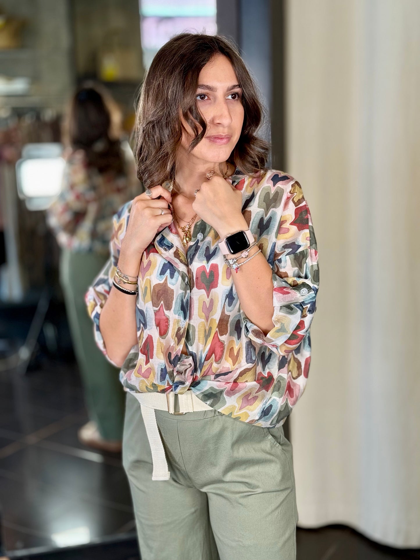Camicia oversize in fantasia cuori colorati in taglia unica 714