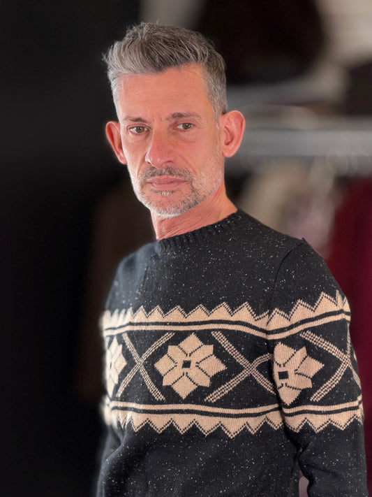 Maglione nero con greche beige 2564