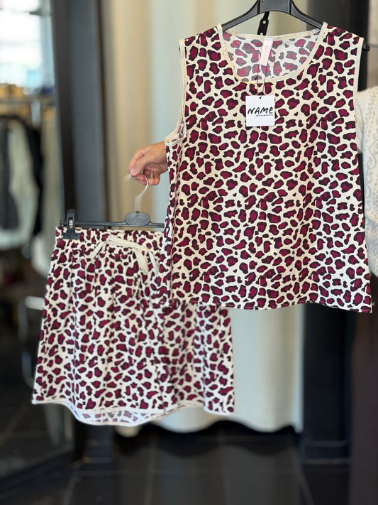 Completo (canottiera + shorts) leopardato fucsia in taglia unica 2904