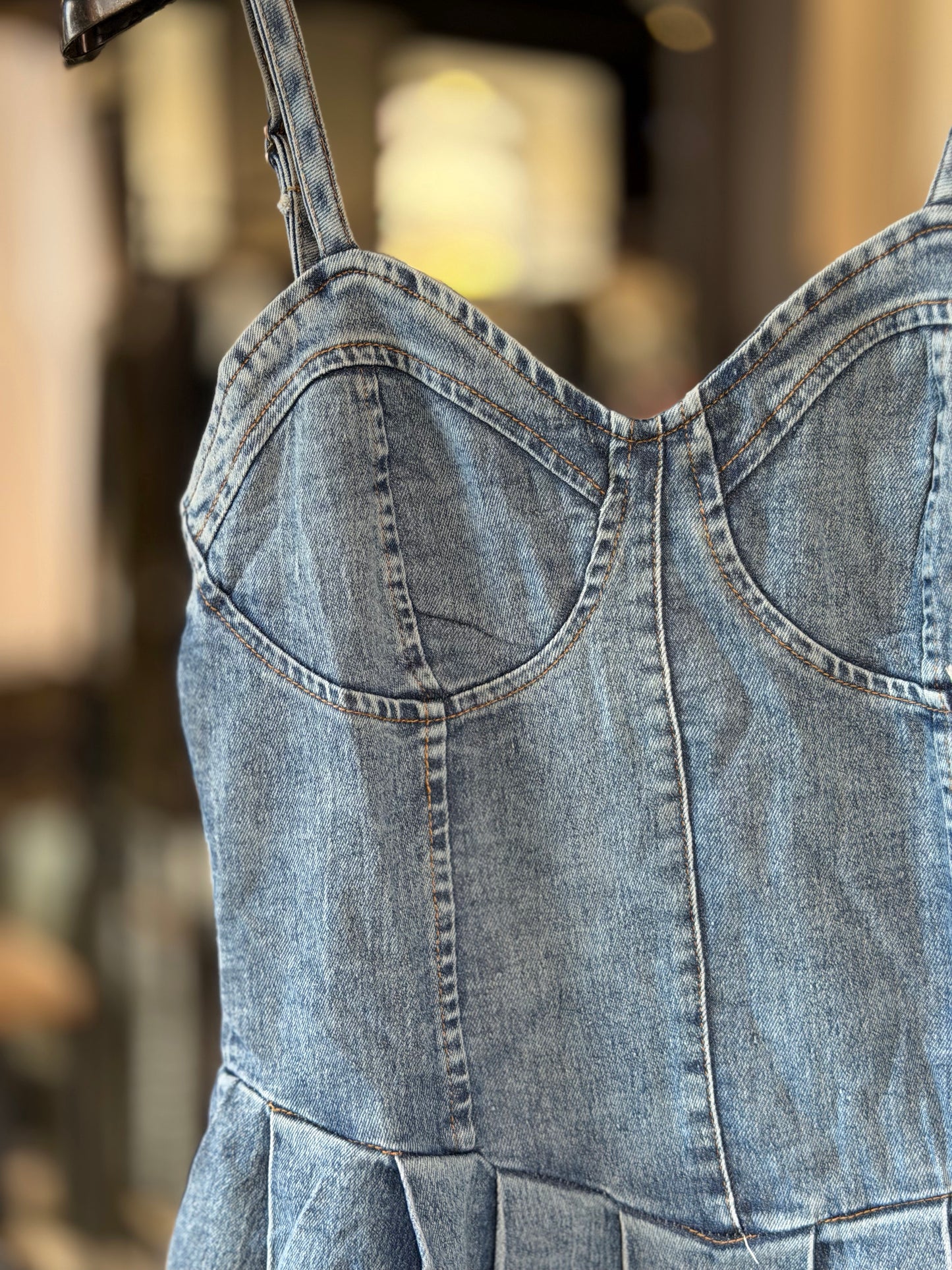 Abito in jeans con spalline regolabili 2481
