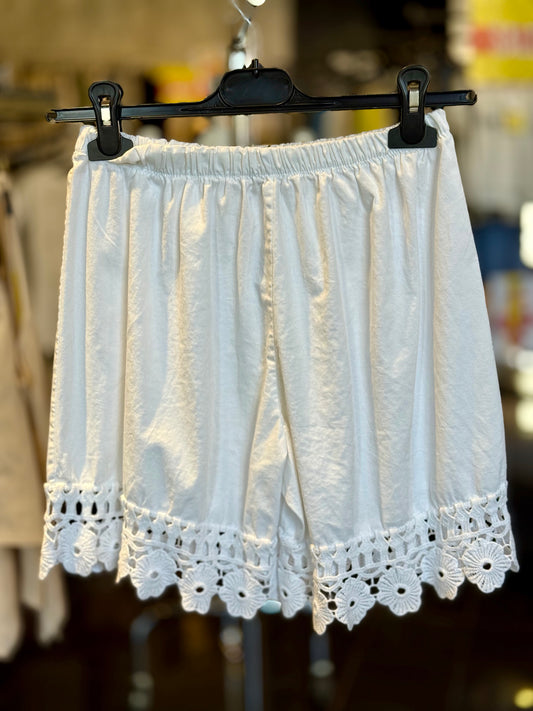Bermuda bianco in taglia unica 821