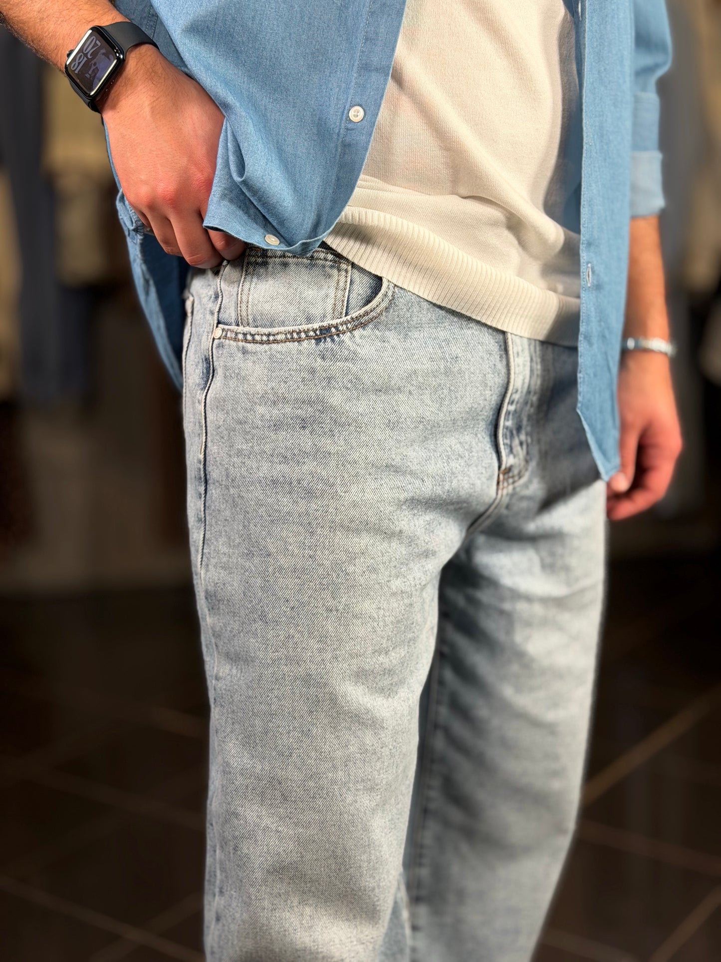 Jeans slavato chiaro baggy 2089
