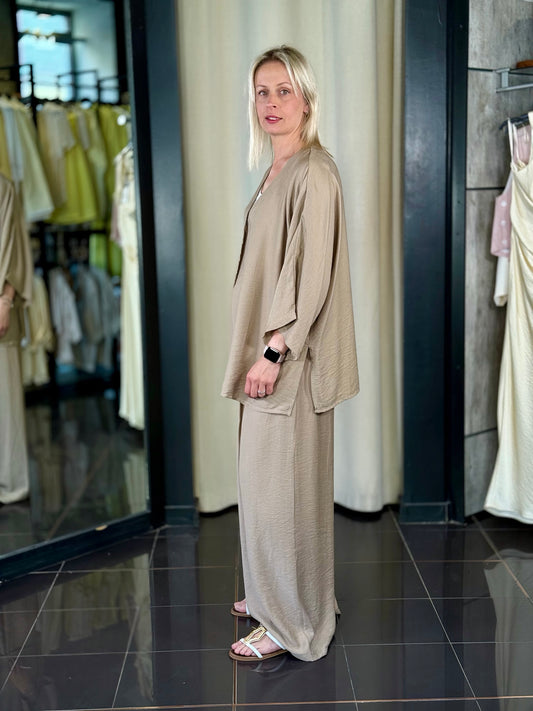 Completo con cardigan oversize e pantalone a palazzo con coulisse in vita in taglia unica 606