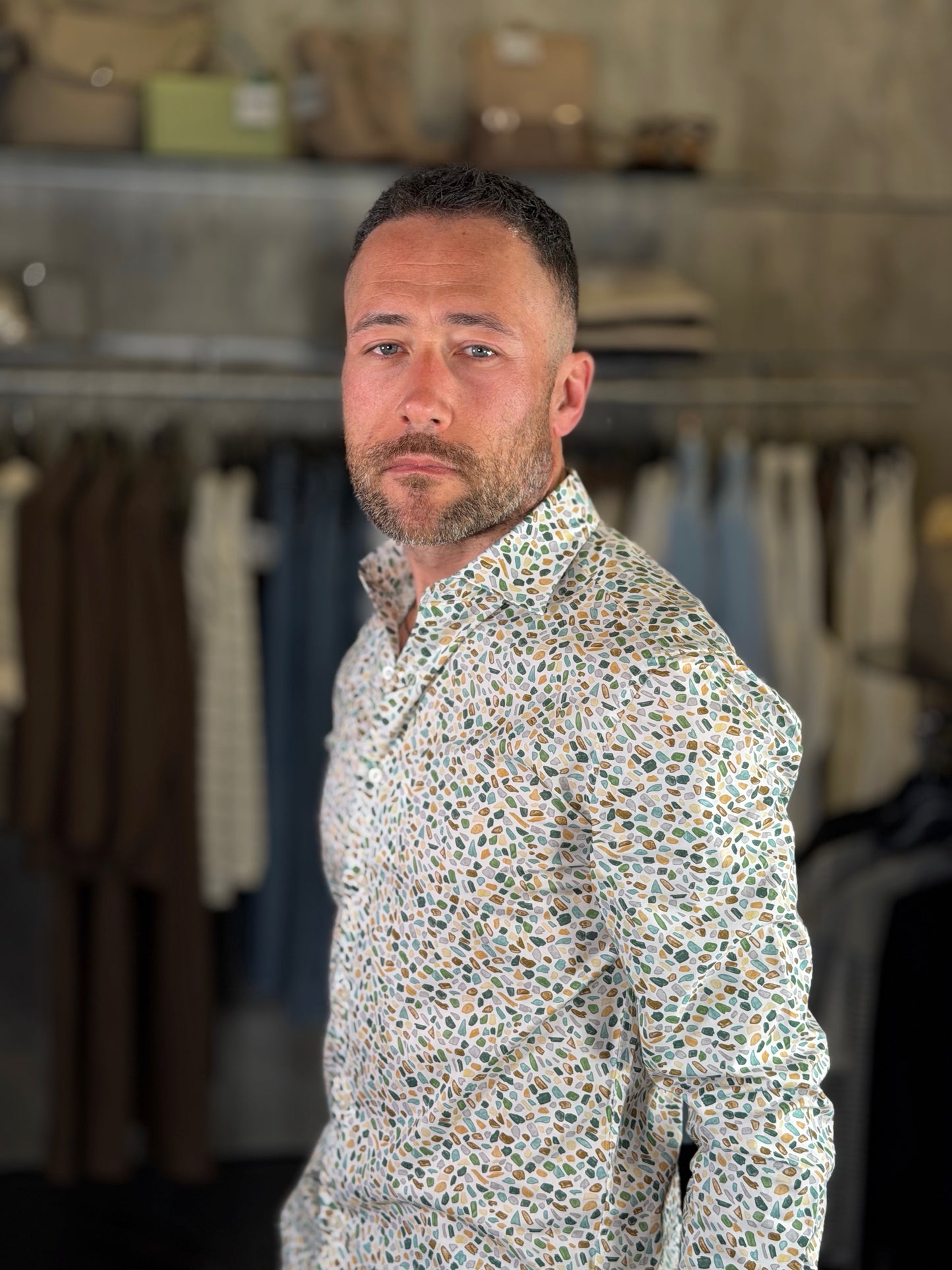 Camicia con fantasia verde 2135