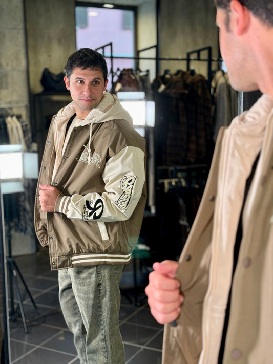 Bomber con cappuccio color fango 2284