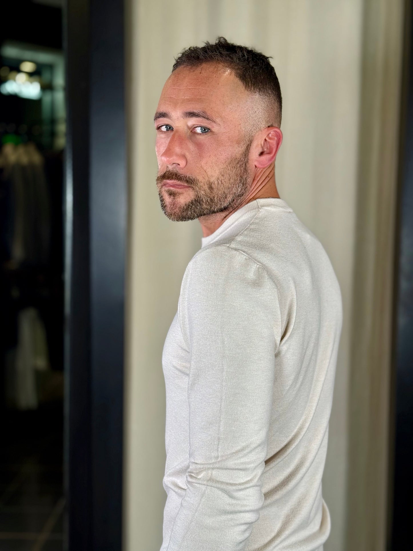 Maglioncino girocollo basico sabbia 2092