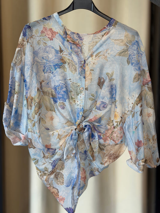 Camicia a fiori azzurri in taglia unica 2555
