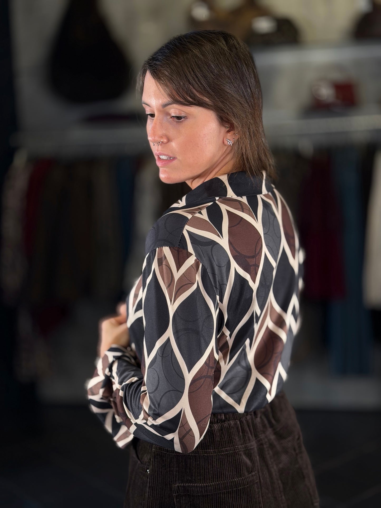 Camicia in fantasia grigia in taglia unica 2411