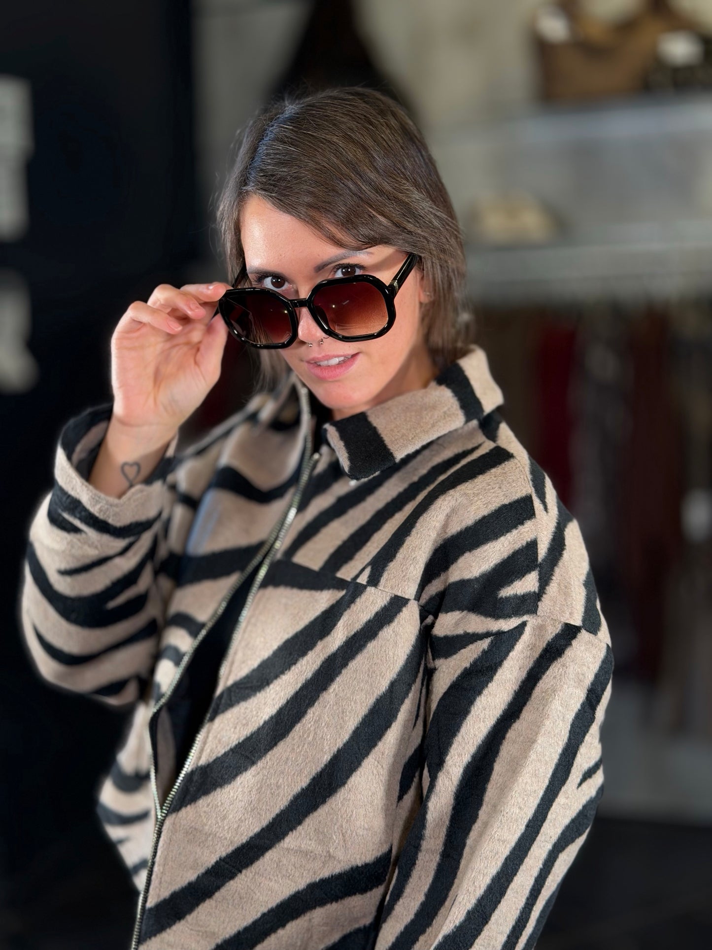 Giubbino zebrato beige e nero crop 2463