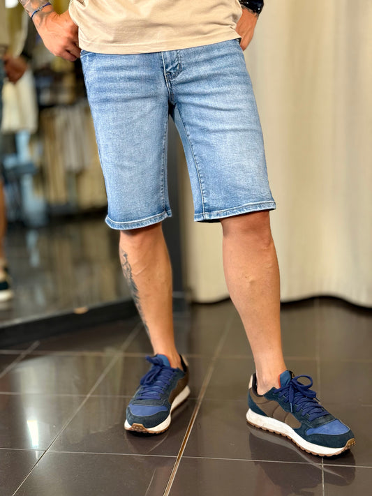 Bermuda in jeans 670
