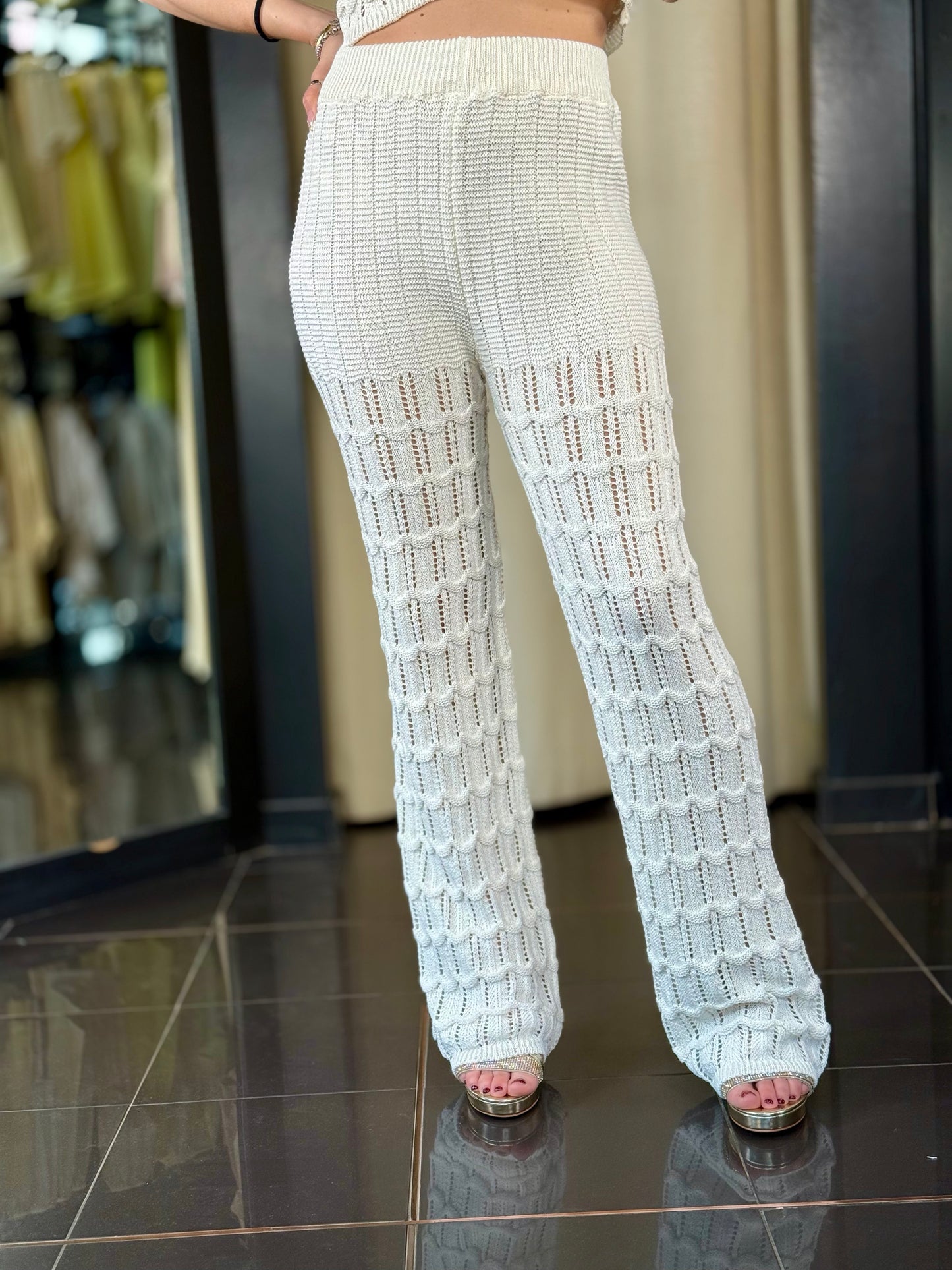 Completo panna in crochet (top crop + pantalone) in taglia unica 552