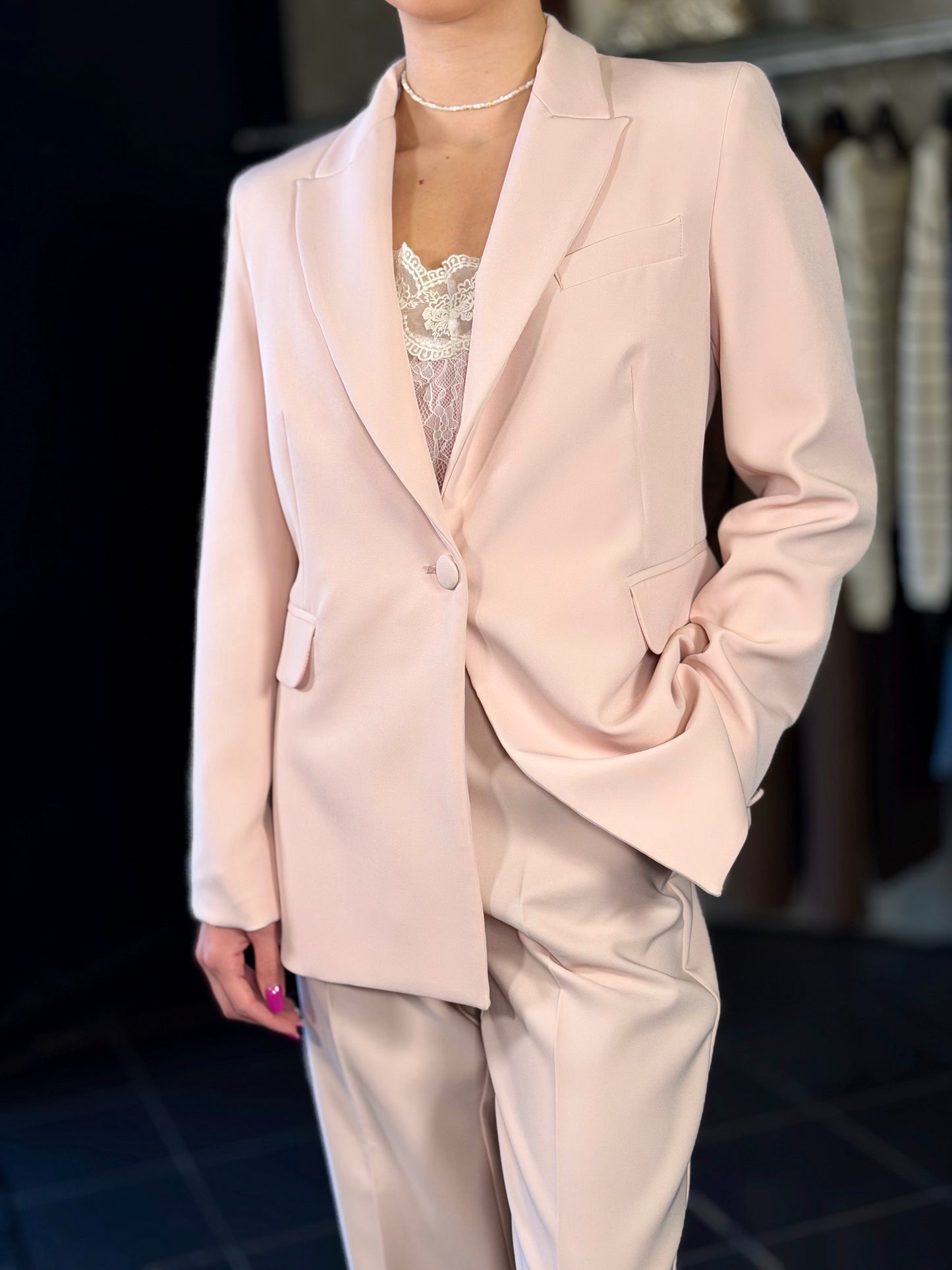Tailleur rosa (giacca + pantalone) 2185