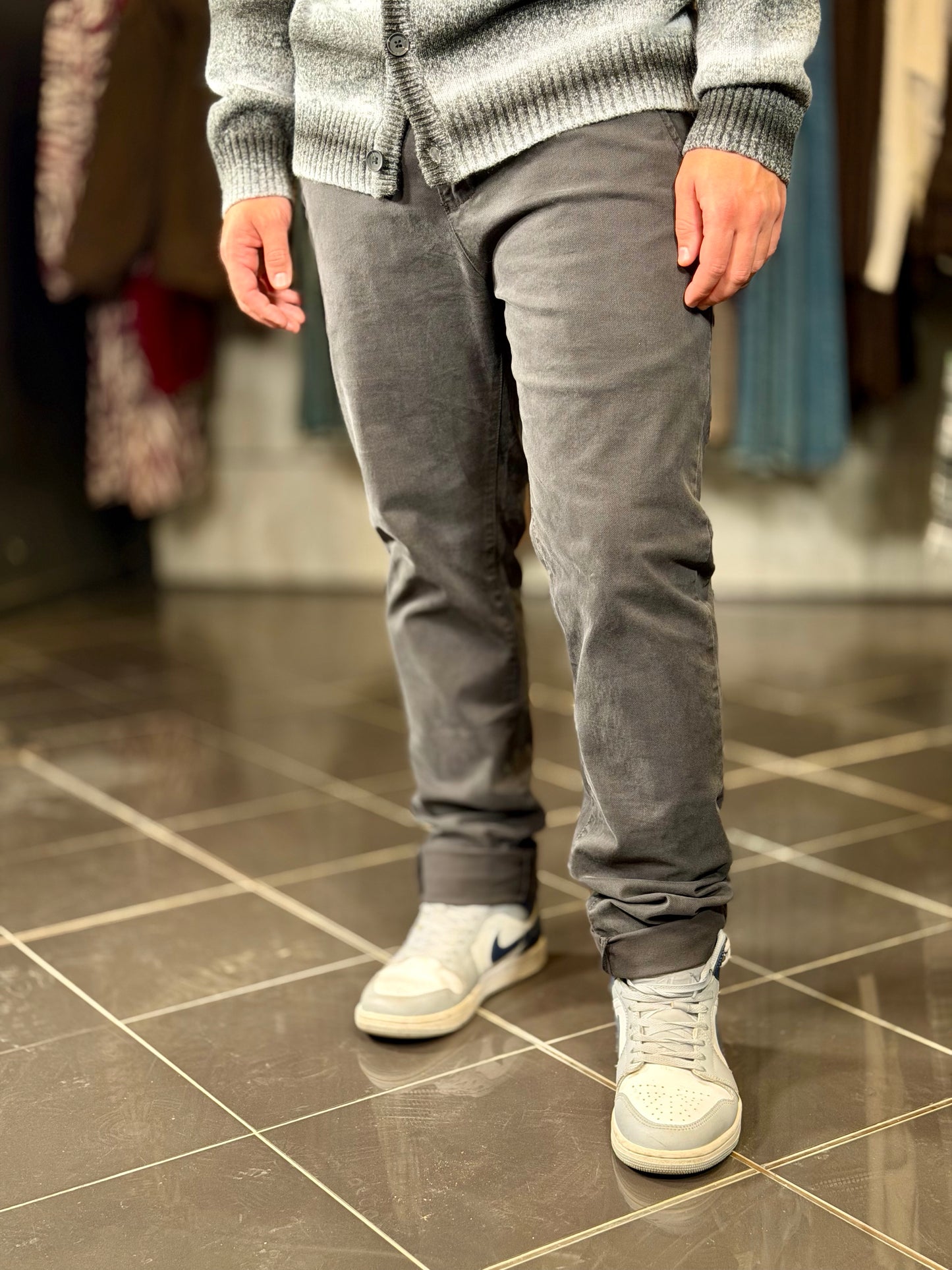 Pantalone grigio Slim 2338