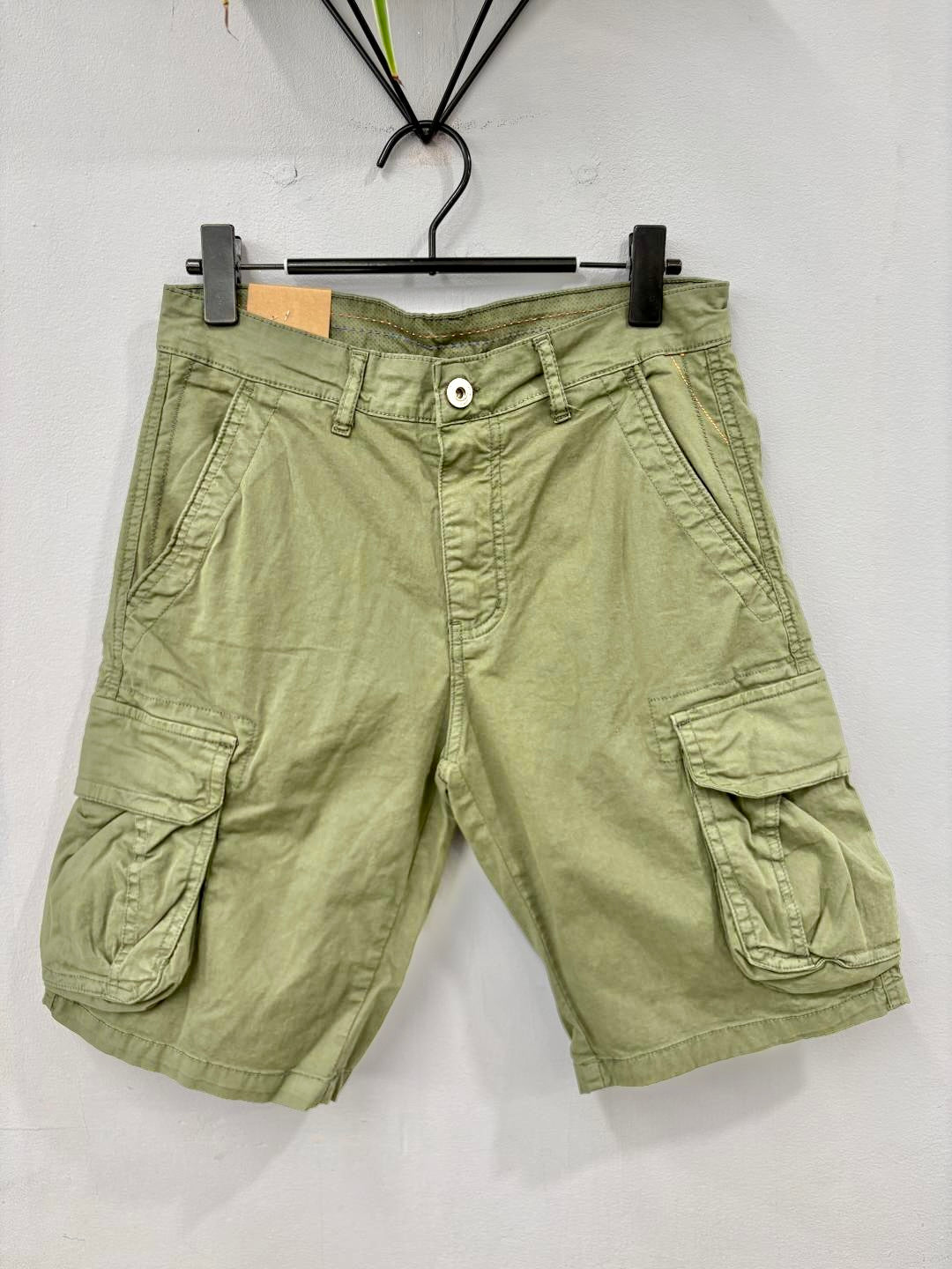 Bermuda cargo verde militare 2462