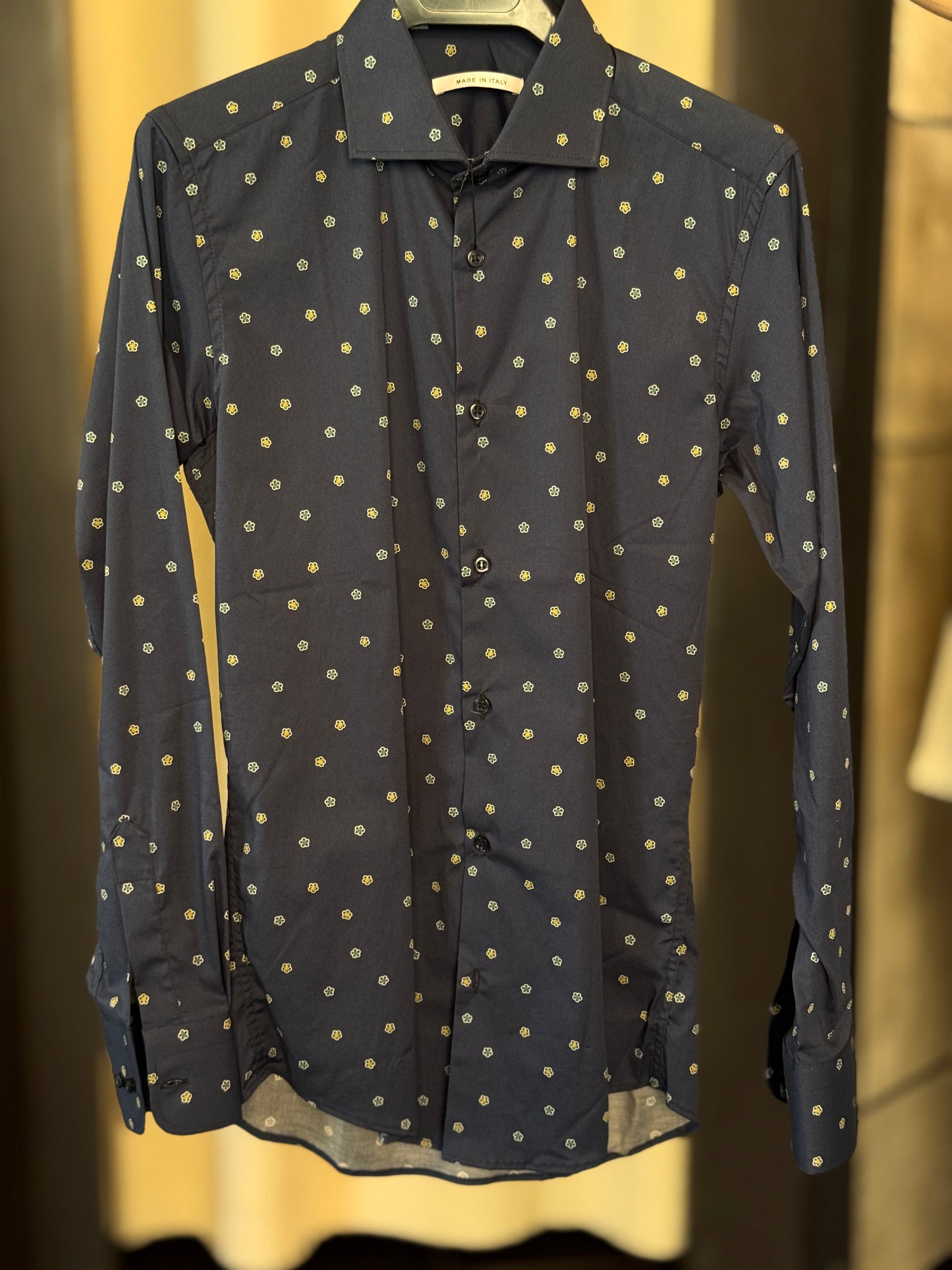Camicia blu in fantasia fiori 2616
