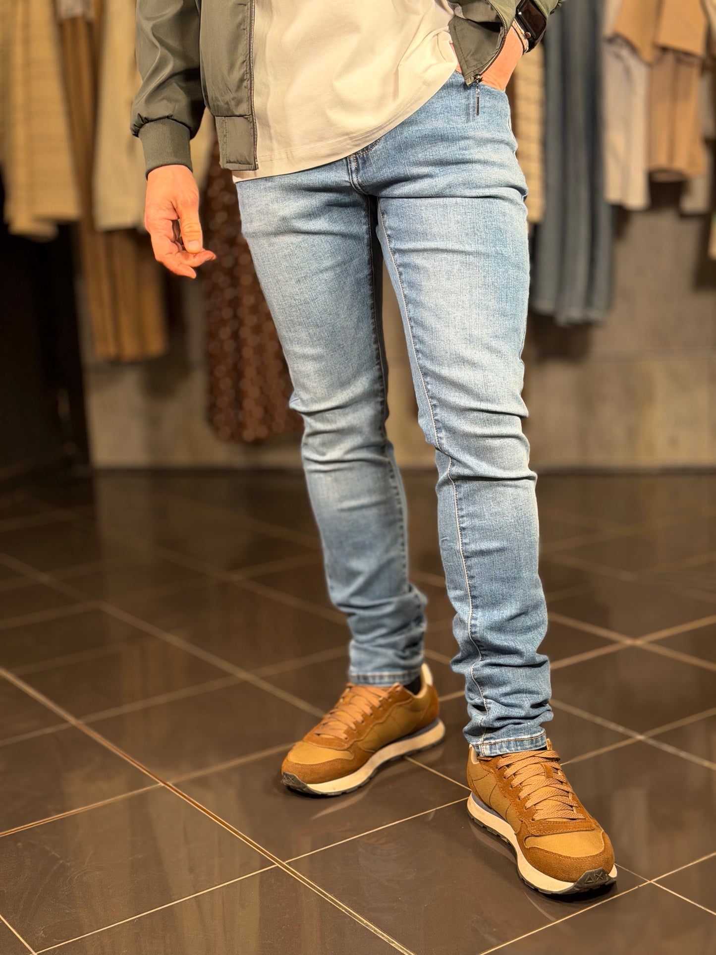 Jeans Slim chiaro 2090