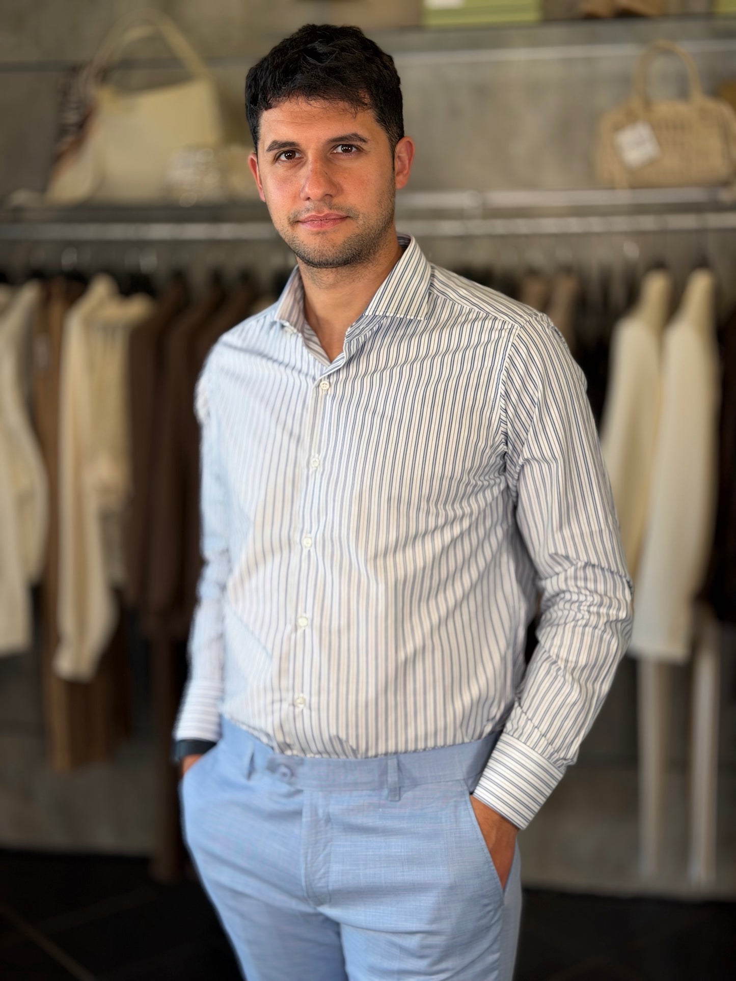 Camicia bianca con righe azzurre 2270