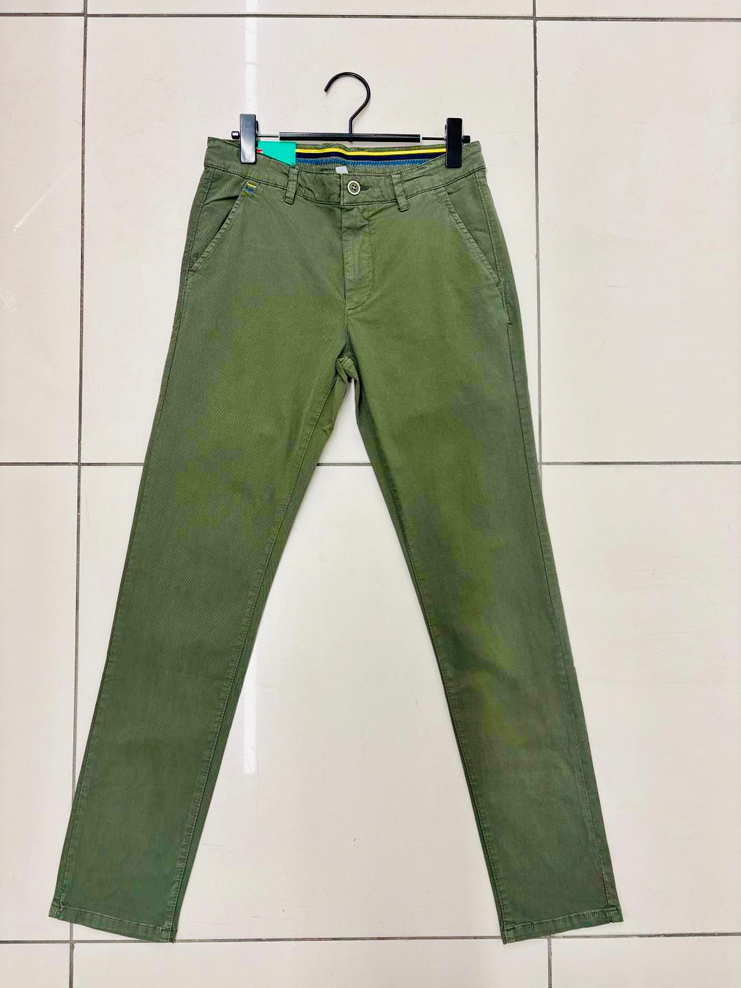 Pantalone verde Slim 2774