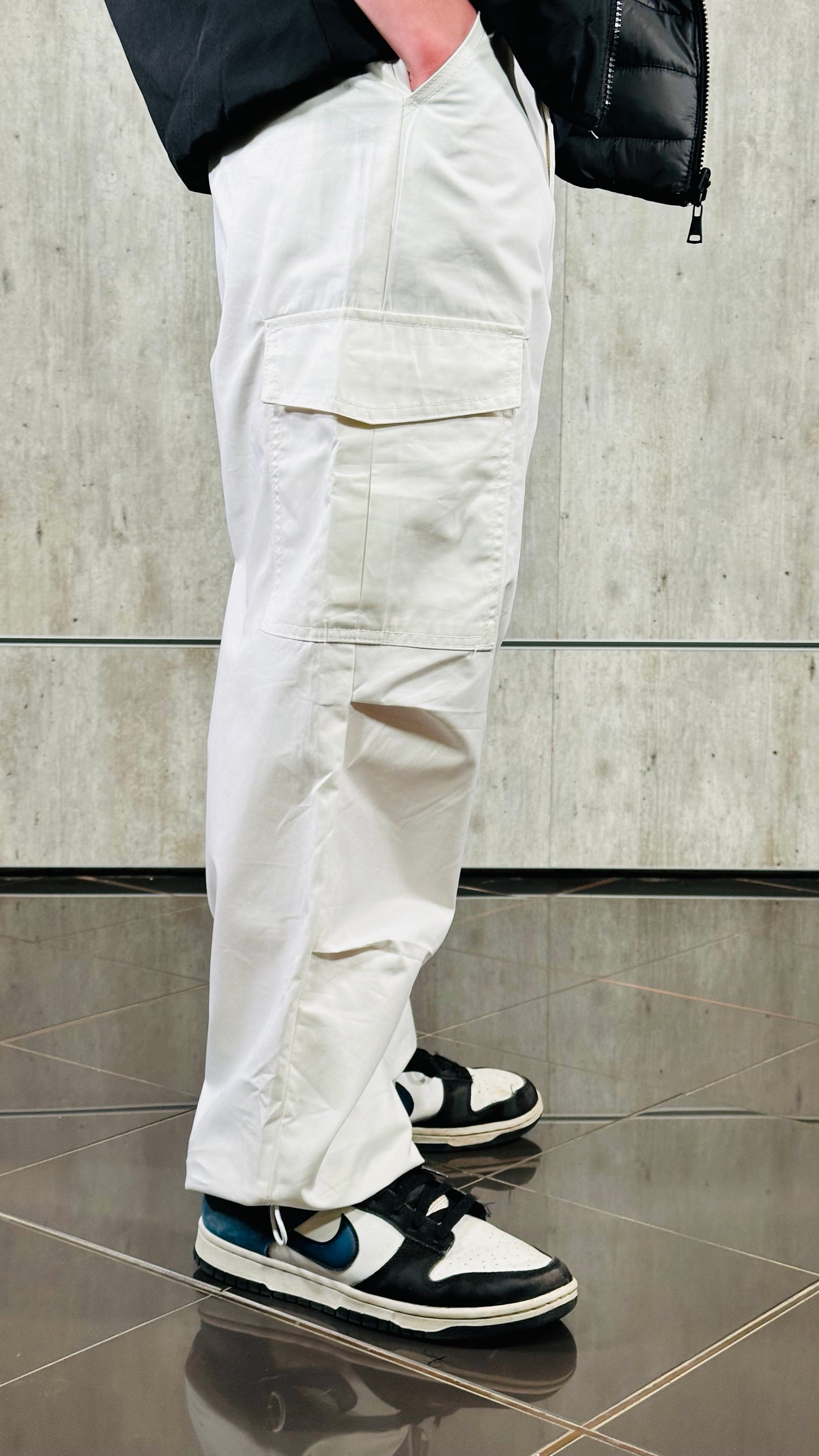 Pantalone cargo bianco regular 139