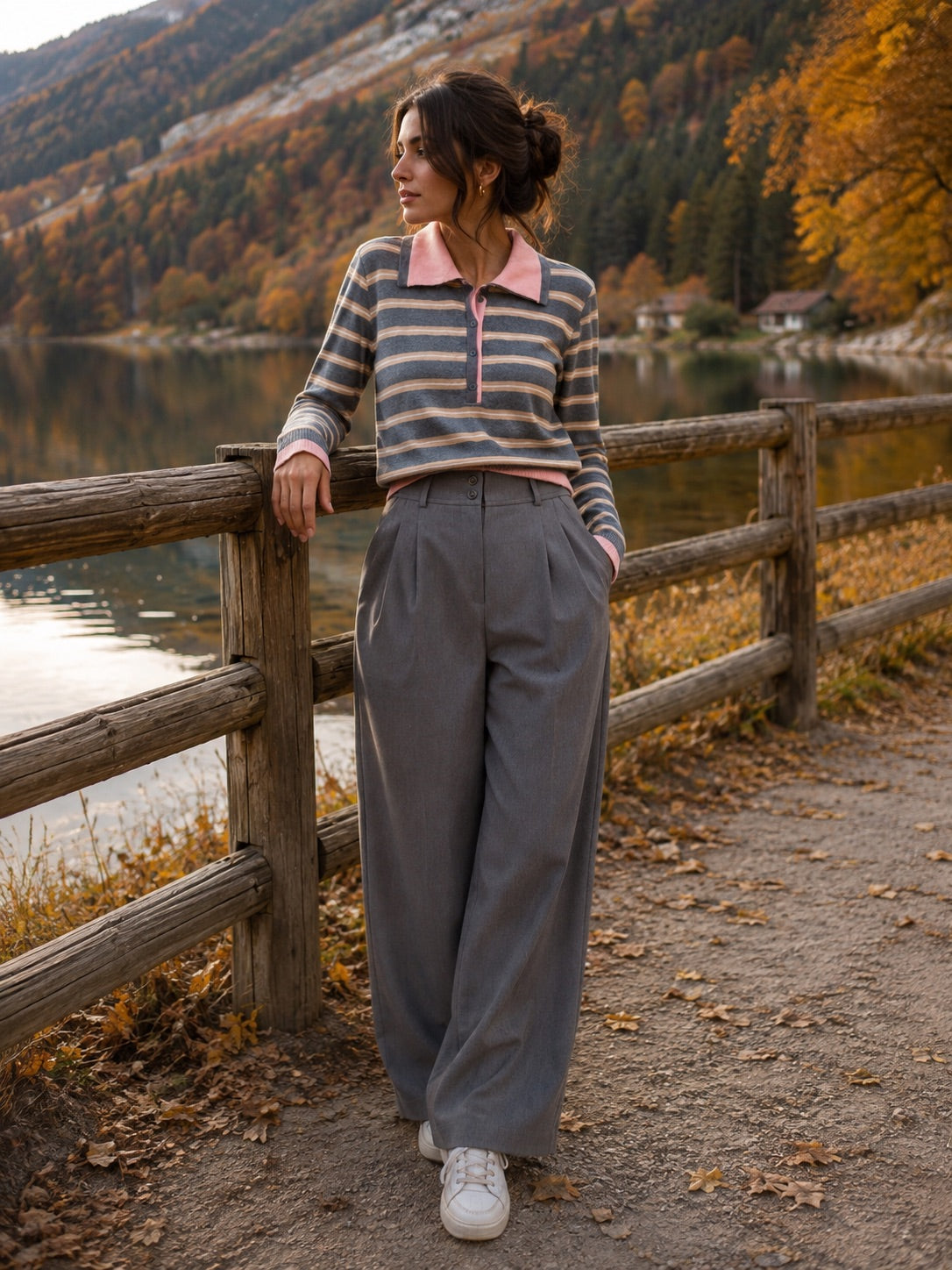 Maglioncino polo grigio a righe beige