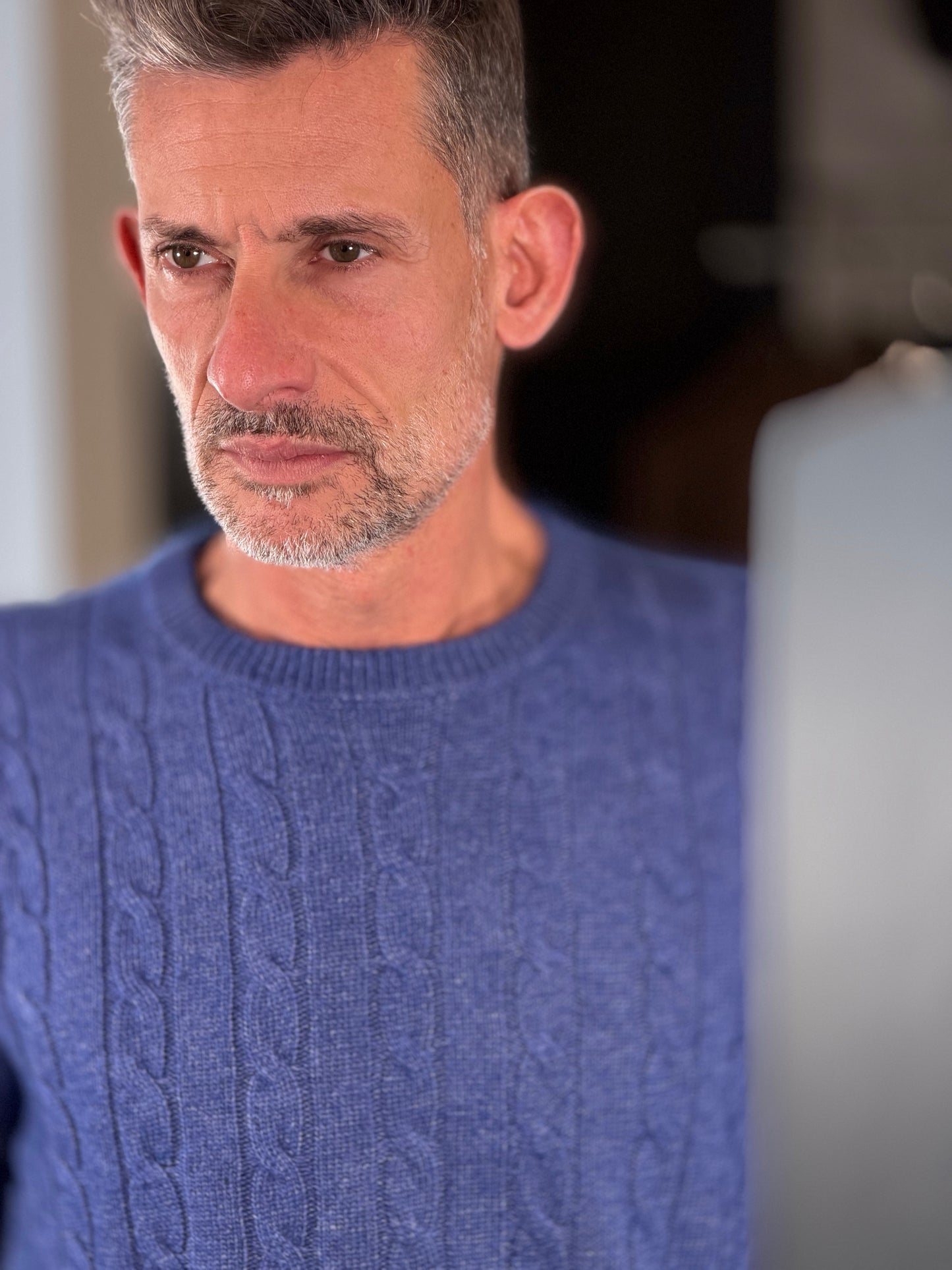 Maglione girocollo bluette con trecce 2604