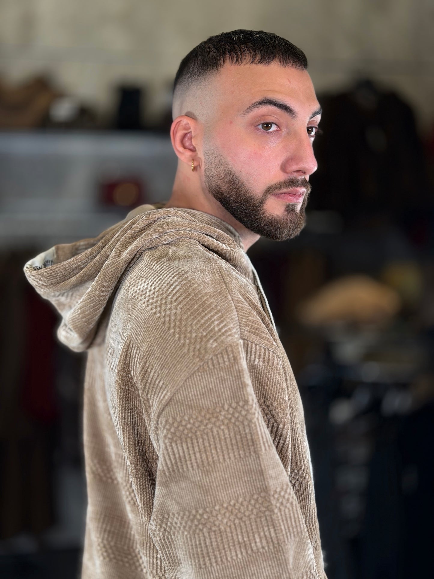 Felpa ciniglia beige con cappuccio 2496