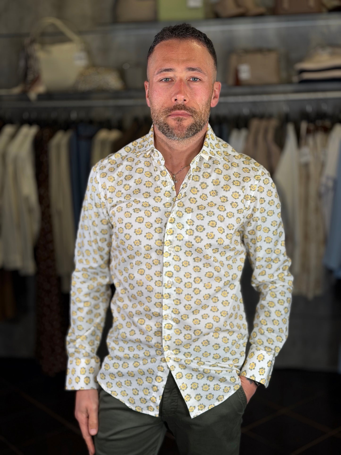 Camicia con fantasia a fiori 2134
