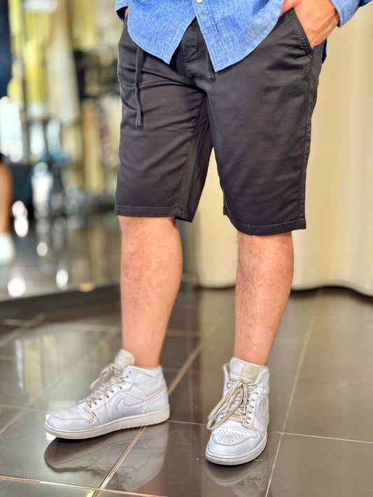 Bermuda nero con coulisse 638