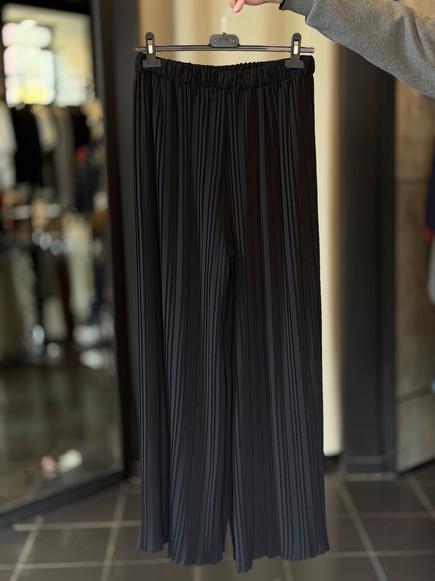 Pantalone plissettato nero in taglia unica 2521