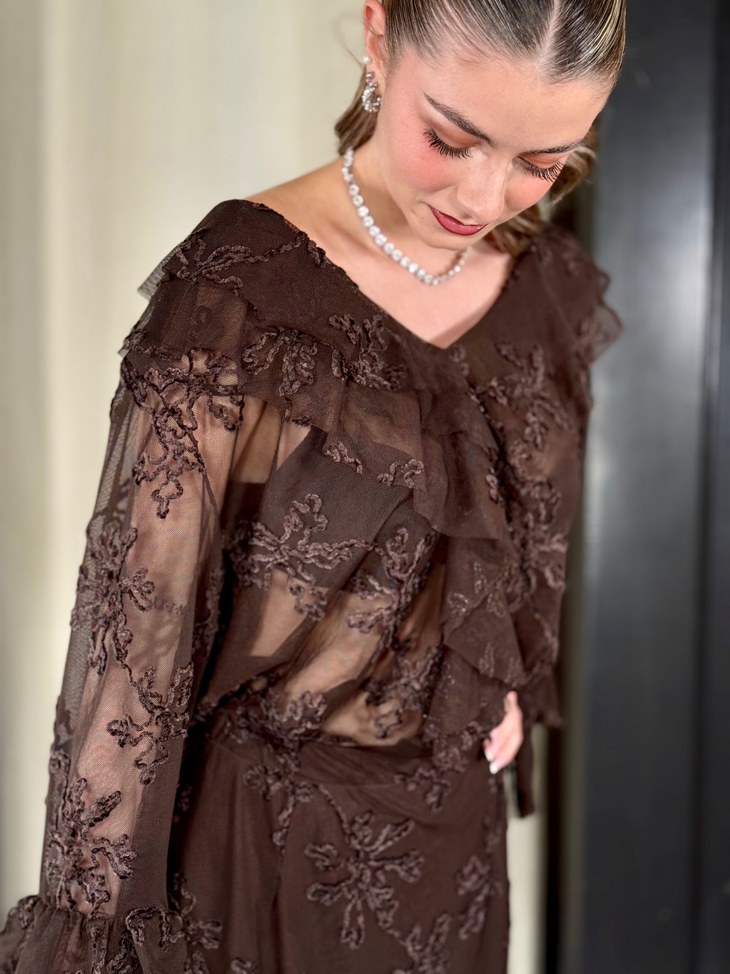 Blusa marrone con ricamo effetto broccato in taglia unica 2172